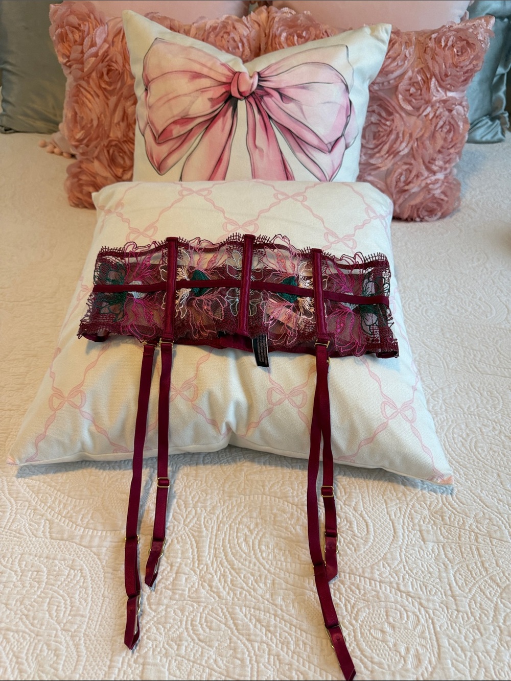 NWT Victoria's Secret Burgundy Lace Garter Belt with Floral Embroidery
